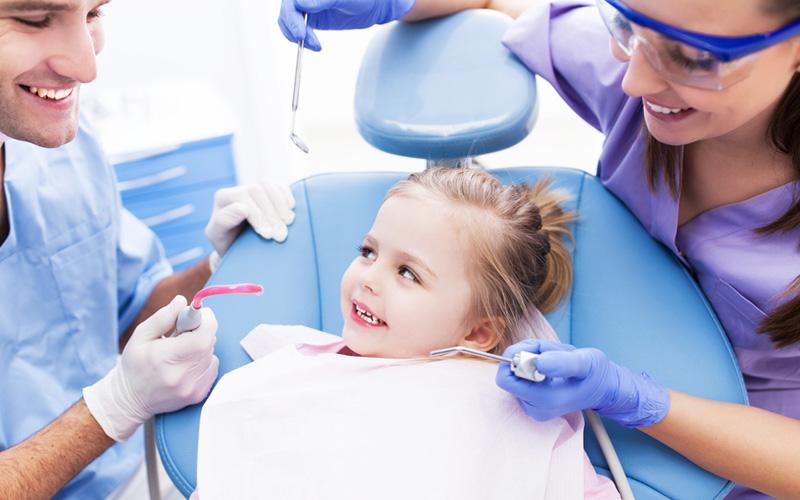 Лечение зубов во сне для детей