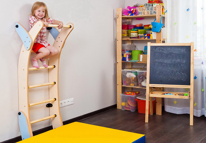 Шведская стенка для детей от года в квартиру