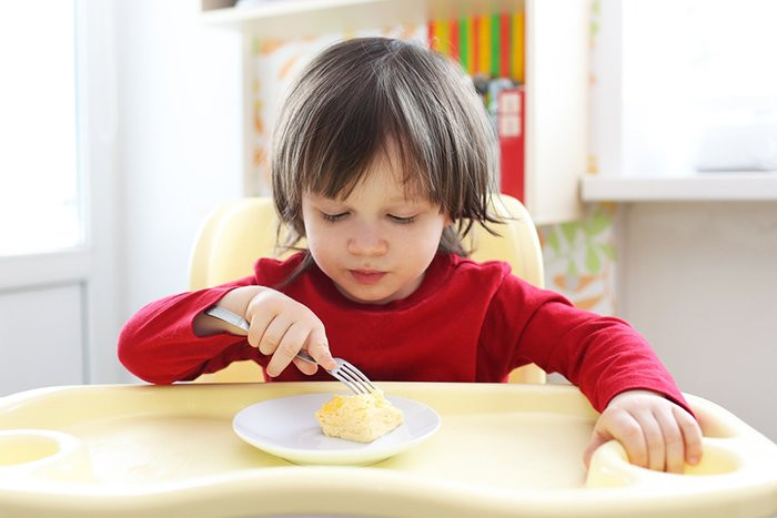 Рецепт омлета для ребенка — омлет в микроволновке