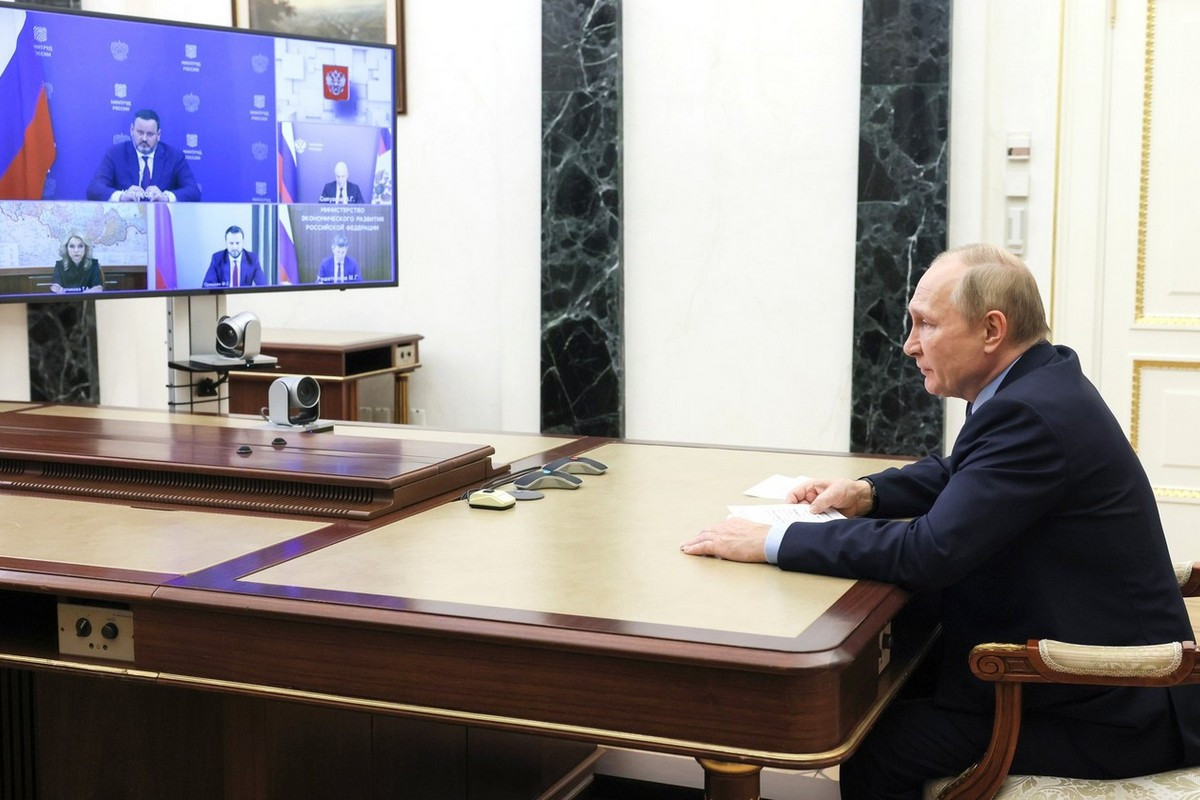 Про что сказал сегодня Путин на совещании?