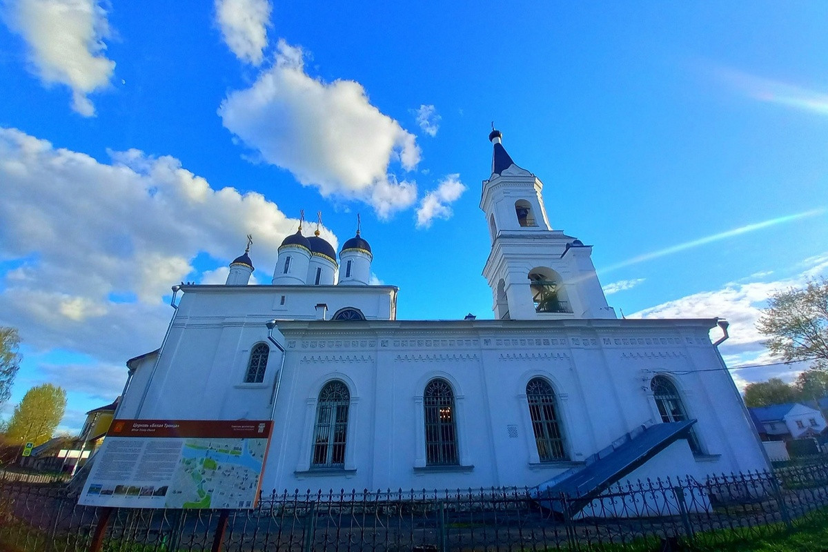 Церковь «Белая Троица» в Твери