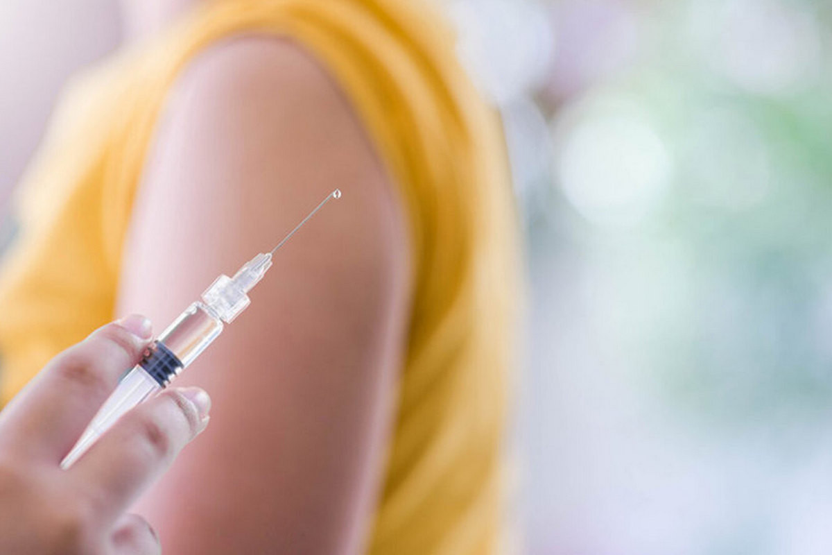 Делают ли прививки от ковида детям?